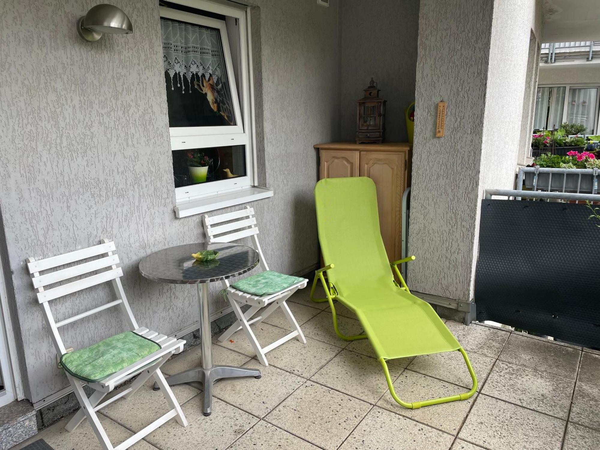 Moeblierte Wohnung Fuer Geschaeftsreisen/Ferienwohnung Plauen Stadtmitte Bagian luar foto